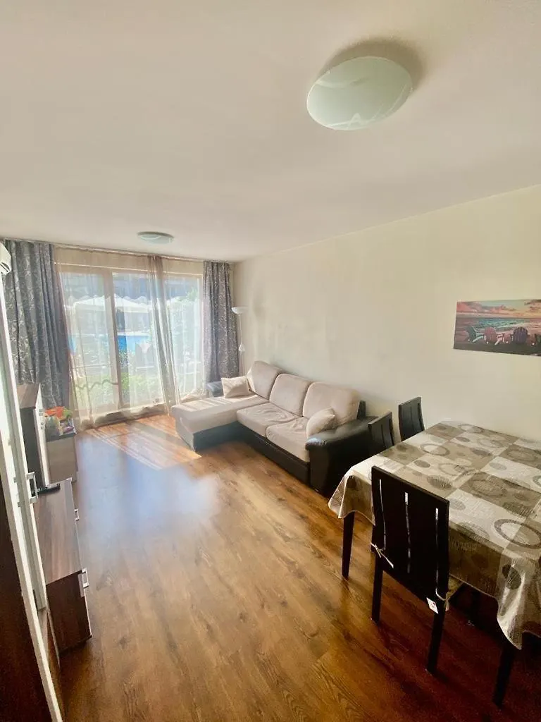 Diamond Beach Garden Apartment Burgas